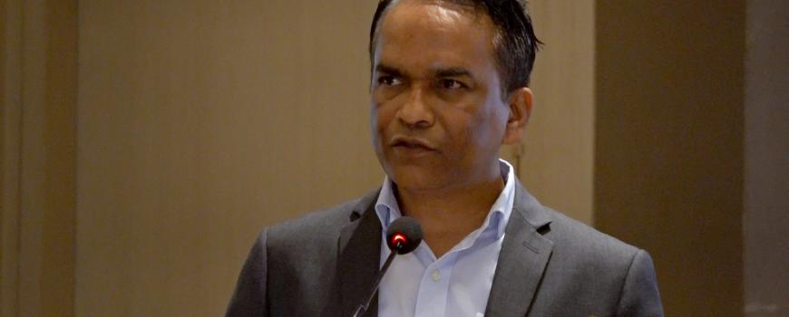 ऋण दिँदैमा व्यवसायी सफल हुँदैनन् : गभर्नर पौडेल