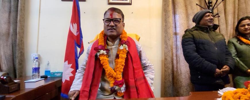 मधेस प्रदेशका नवनिर्वाचित सभामुख यादवद्वारा पदभार ग्रहण